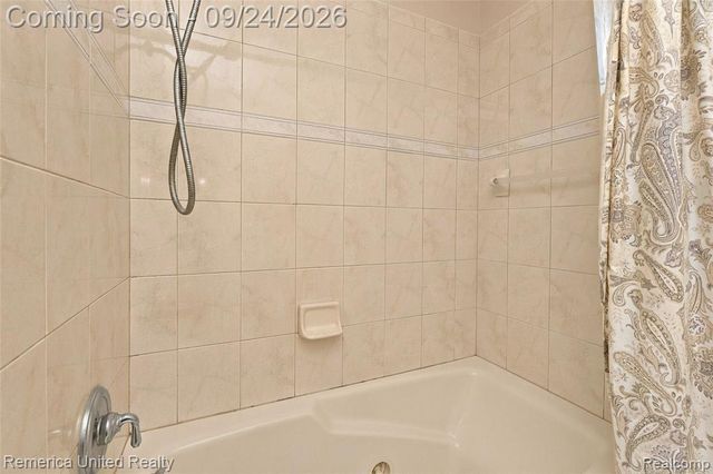 6601 Hemlock Court, Brighton, MI 48116