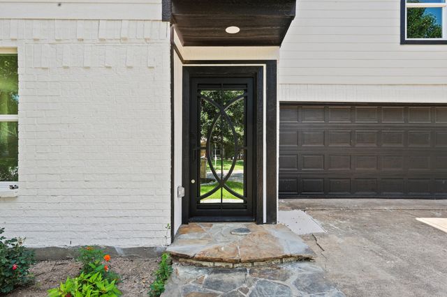 4732 Moss Rose Drive, Fort Worth, TX 76137
