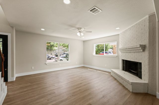 4732 Moss Rose Drive, Fort Worth, TX 76137