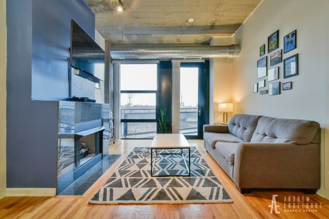 1071 W 15TH Street 314, Chicago, IL 60608