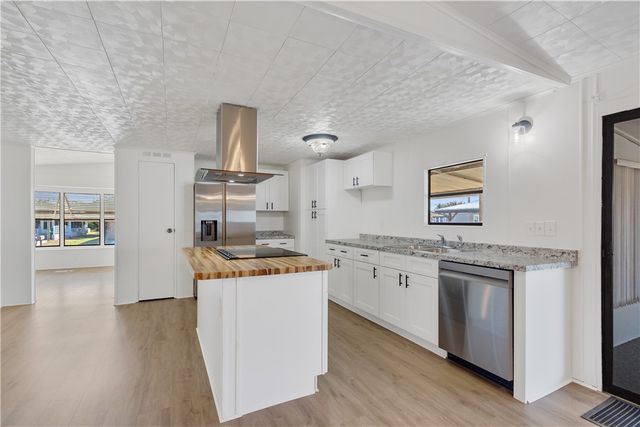 908 Oleander Circle, Sebastian, FL 32976