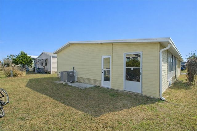 908 Oleander Circle, Sebastian, FL 32976