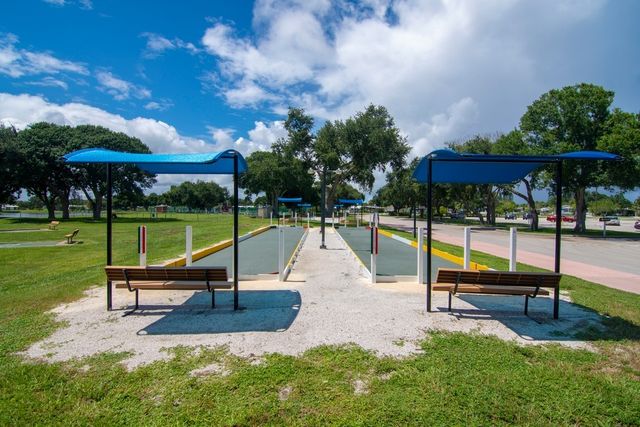 908 Oleander Circle, Sebastian, FL 32976