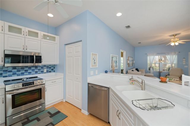 1313 RED OAK LANE, Port Charlotte, FL 33948