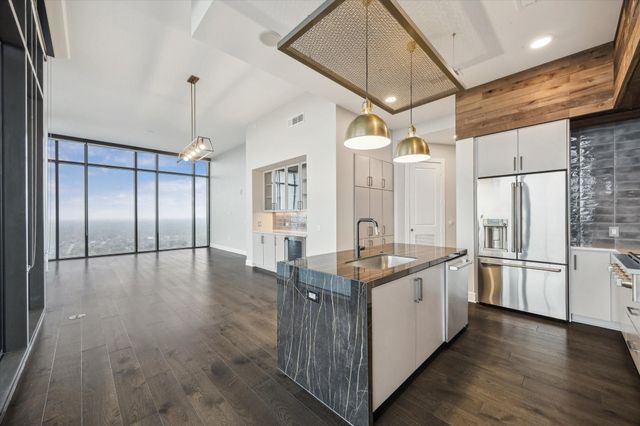 9757 Katy Freeway 2501, Houston, TX 77024