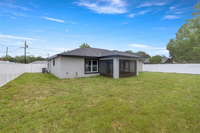 26 TEAK RUN, Ocala, FL 34472