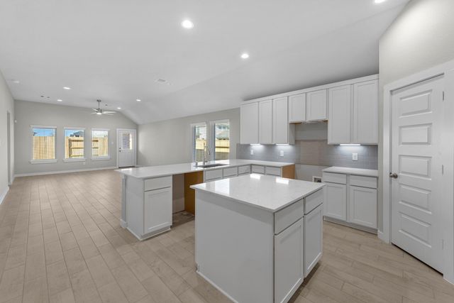 2113 Sunflower View Street, Brookshire, TX 77423