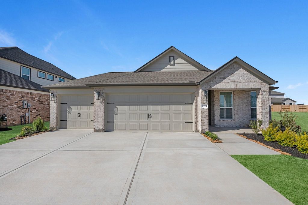 2113 Sunflower View Street, Brookshire, TX 77423