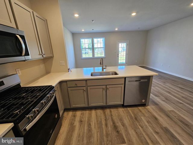 40 ELLIOT LN, Westampton, NJ 08060