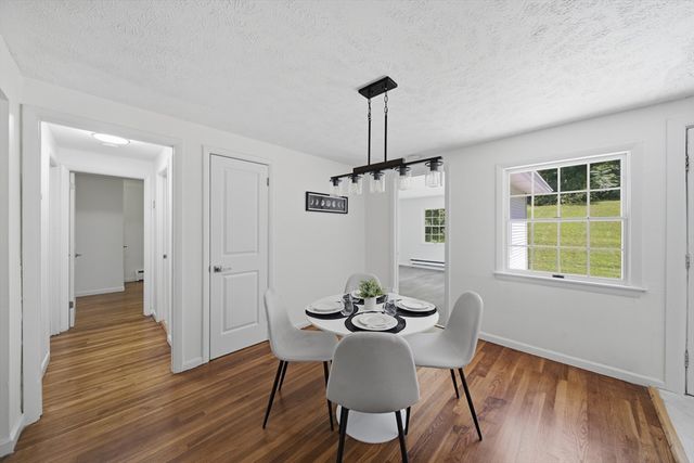 48 Westbrook Rd, South Hadley, MA 01075