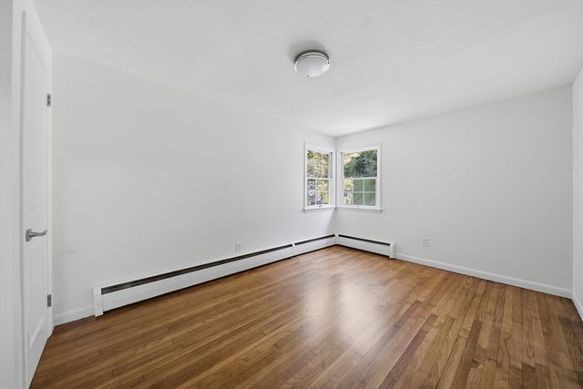 48 Westbrook Rd, South Hadley, MA 01075