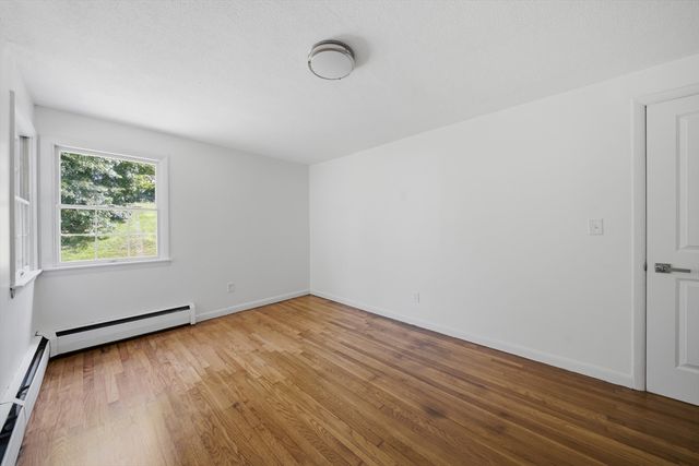 48 Westbrook Rd, South Hadley, MA 01075