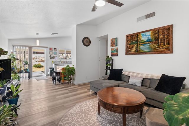 1596 Paloma Avenue, Laughlin, NV 89029