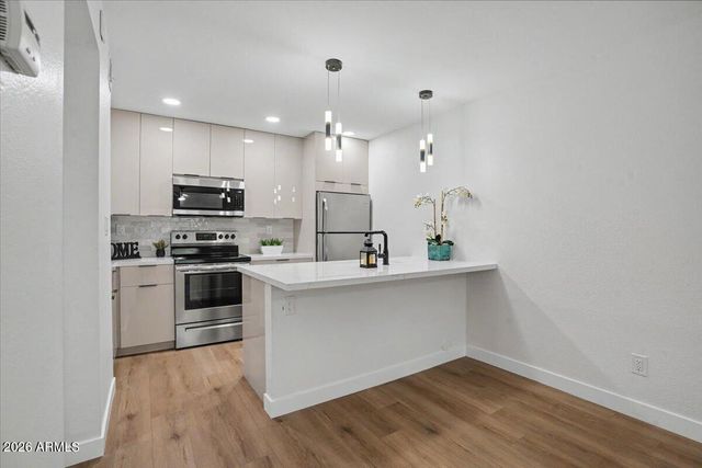 1432 W EMERALD Avenue 751, Mesa, AZ 85202