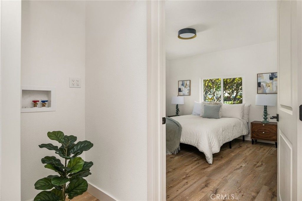 Image 33 of property listing at 326 S Clementine, Anaheim, CA 92805