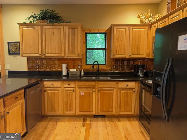 57 Yellow Rock Road, Cleveland, GA 30528
