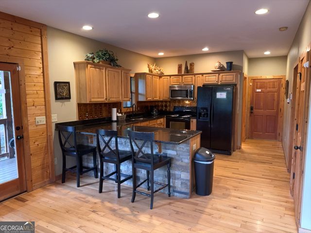 57 Yellow Rock Road, Cleveland, GA 30528
