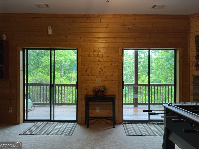 57 Yellow Rock Road, Cleveland, GA 30528