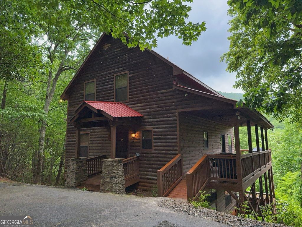 57 Yellow Rock Road, Cleveland, GA 30528