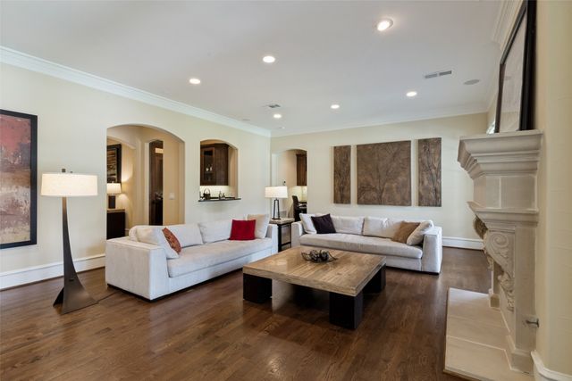 10630 Royal Springs Drive, Dallas, TX 75229