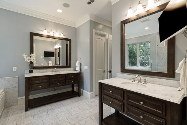10630 Royal Springs Drive, Dallas, TX 75229