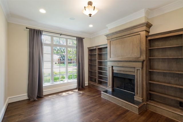 10630 Royal Springs Drive, Dallas, TX 75229