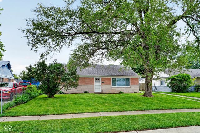 449 Southgate Drive, Greenwood, IN 46143