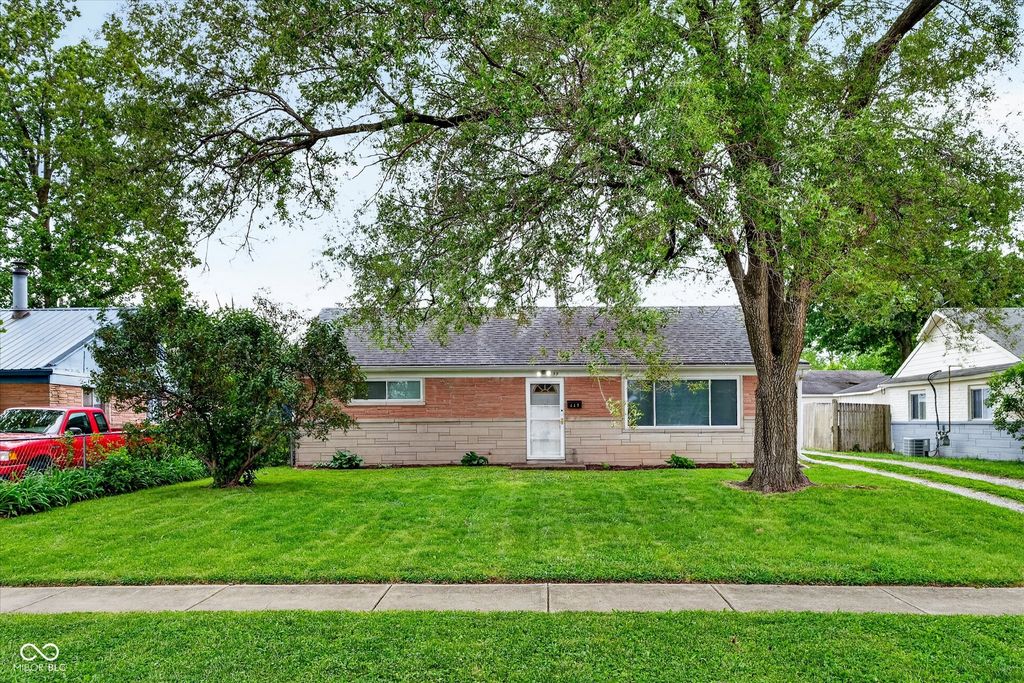 449 Southgate Drive, Greenwood, IN 46143
