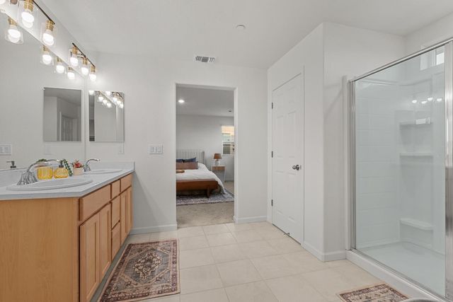 10443 Peterborough Way, Elk Grove, CA 95757