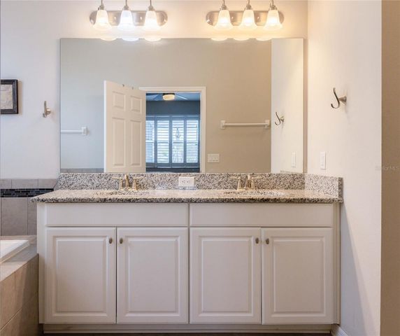 11422 LELAND GROVES DRIVE, Riverview, FL 33579