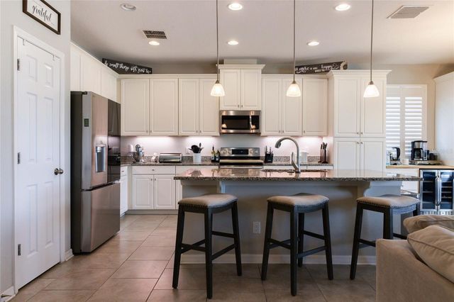 11422 LELAND GROVES DRIVE, Riverview, FL 33579
