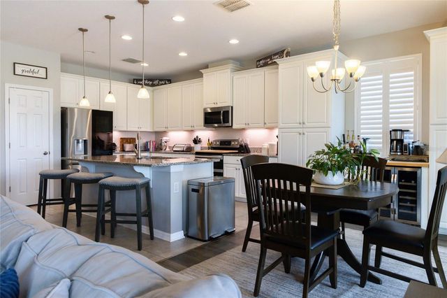 11422 LELAND GROVES DRIVE, Riverview, FL 33579