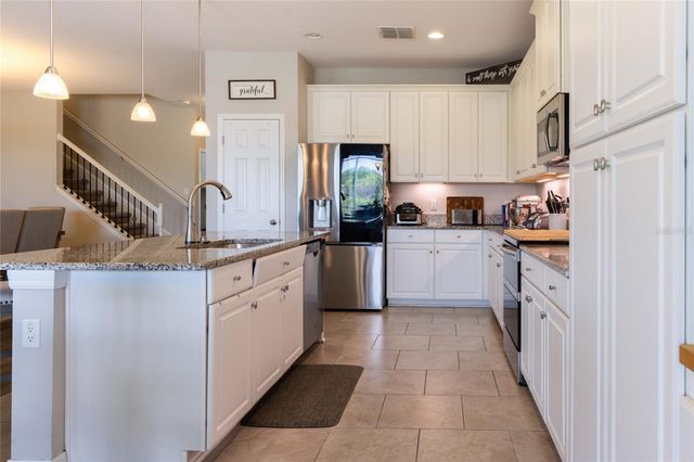 11422 LELAND GROVES DRIVE, Riverview, FL 33579