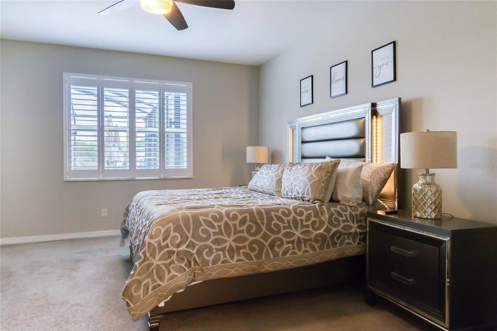 Image 17 of property listing at 11422 LELAND GROVES DRIVE, Riverview, FL 33579