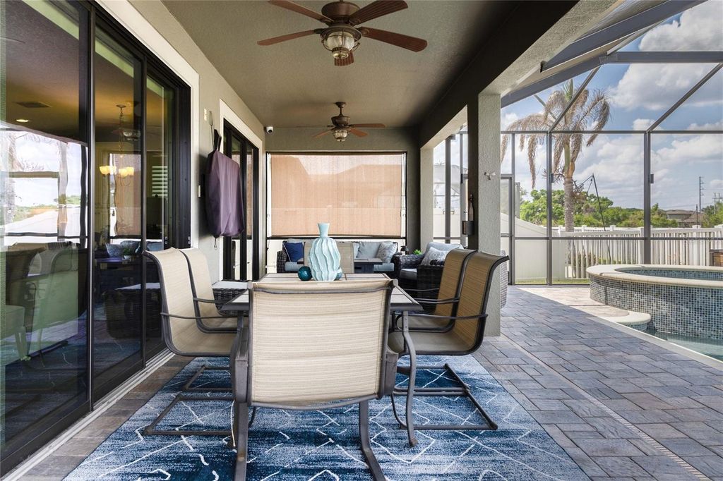 Image 31 of property listing at 11422 LELAND GROVES DRIVE, Riverview, FL 33579