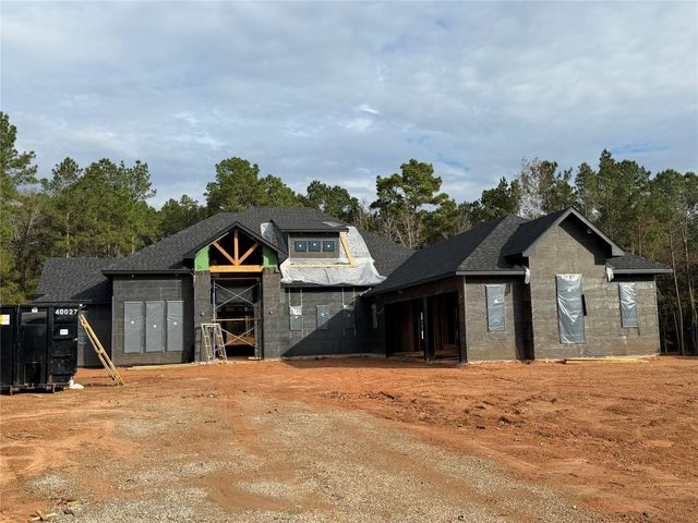 8911 Grand Lake Estates Dr, Montgomery, TX 77316