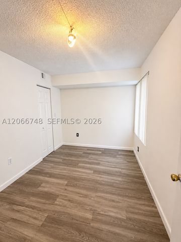8255 SW 152nd Ave E-417, Miami, FL 33193