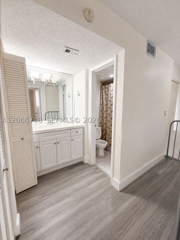8255 SW 152nd Ave E-417, Miami, FL 33193