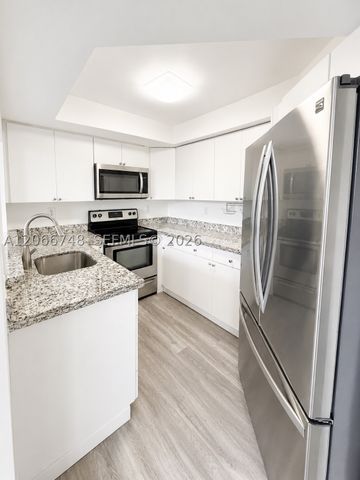 8255 SW 152nd Ave E-417, Miami, FL 33193