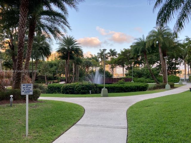 2851 NE 183rd St 615E, Aventura, FL 33160