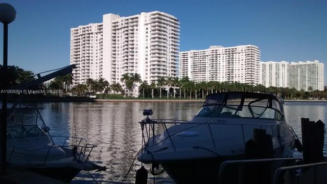 2851 NE 183rd St 615E, Aventura, FL 33160