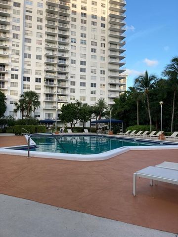 2851 NE 183rd St 615E, Aventura, FL 33160