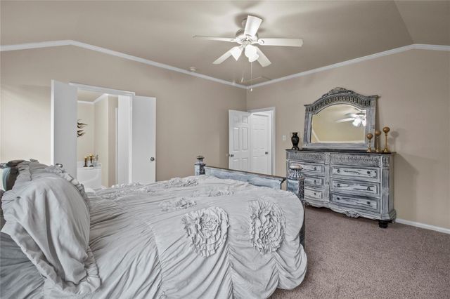 301 Turquoise Trade Drive, La Marque, TX 77568