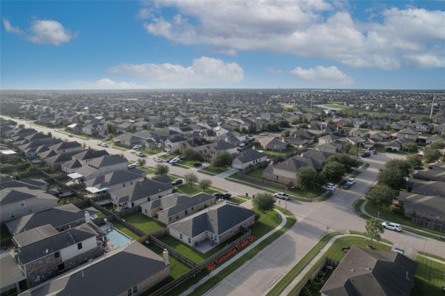 301 Turquoise Trade Drive, La Marque, TX 77568