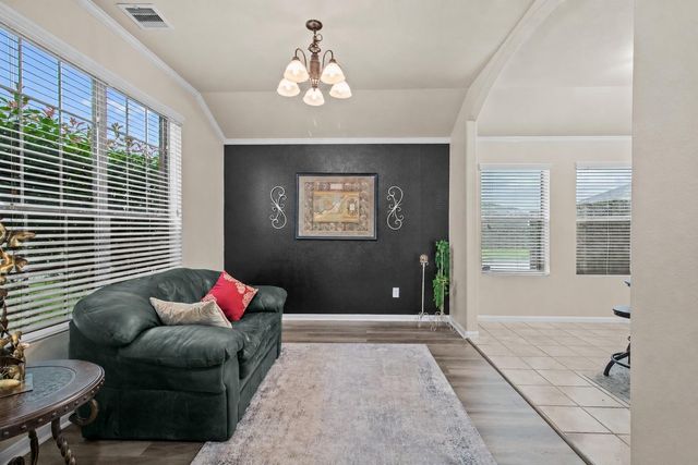 301 Turquoise Trade Drive, La Marque, TX 77568