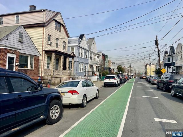 225 Cator Avenue, Jersey City, NJ 07305