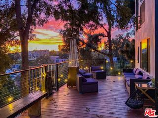 1933 Lemoyne Street, Los Angeles, CA 90026