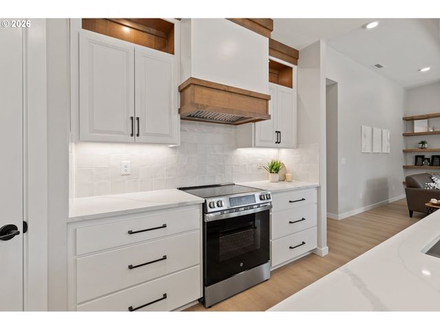 6512 Ne 123RD St, Vancouver, WA 98686