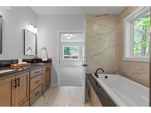 6512 Ne 123RD St, Vancouver, WA 98686