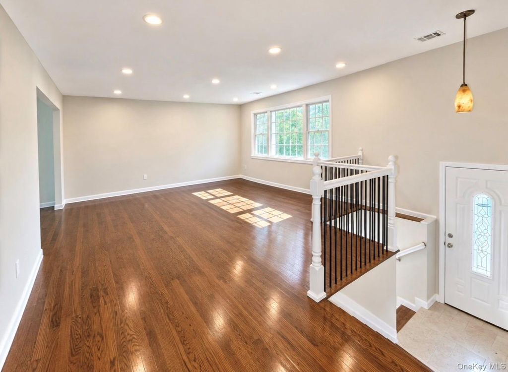 34 Cricketown Road, Stony Point, NY 10980 — photo 2